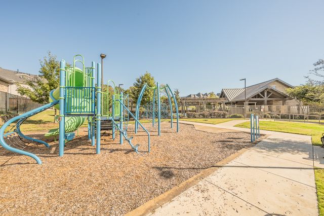 256 Harbor Hills Drive, Flower Mound, TX 75028