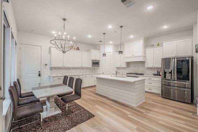 256 Harbor Hills Drive, Flower Mound, TX 75028