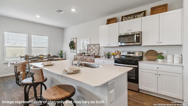3018 Lindenwood Way, San Antonio, TX 78245