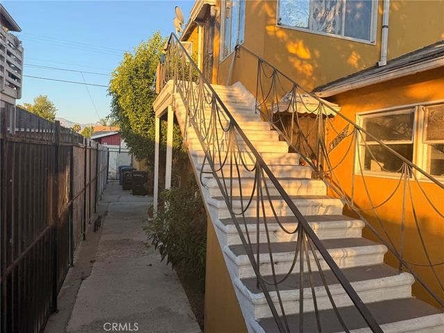 7256 Vineland 4, Sun Valley, CA 91352