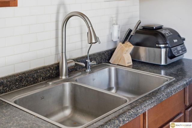 4040 N 71st Street, Lincoln, NE 68507