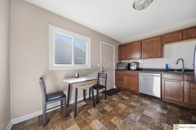 4040 N 71st Street, Lincoln, NE 68507