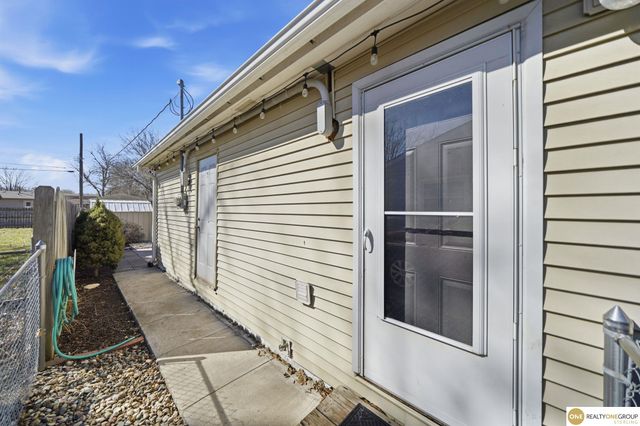 4040 N 71st Street, Lincoln, NE 68507