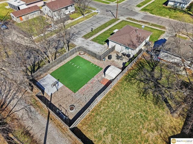 4040 N 71st Street, Lincoln, NE 68507