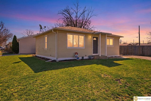 4040 N 71st Street, Lincoln, NE 68507