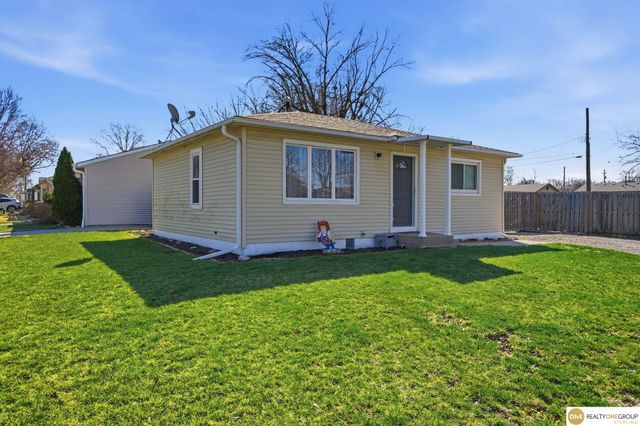 4040 N 71st Street, Lincoln, NE 68507