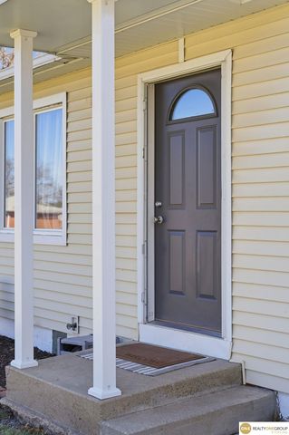 4040 N 71st Street, Lincoln, NE 68507