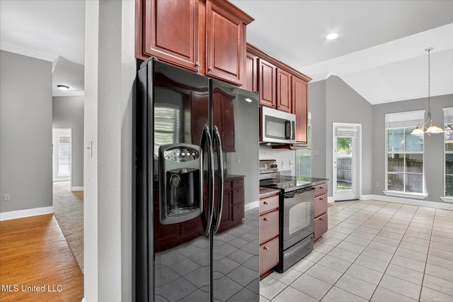 7310 Ahi Drive, Diamondhead, MS 39525