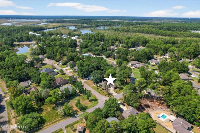 7310 Ahi Drive, Diamondhead, MS 39525