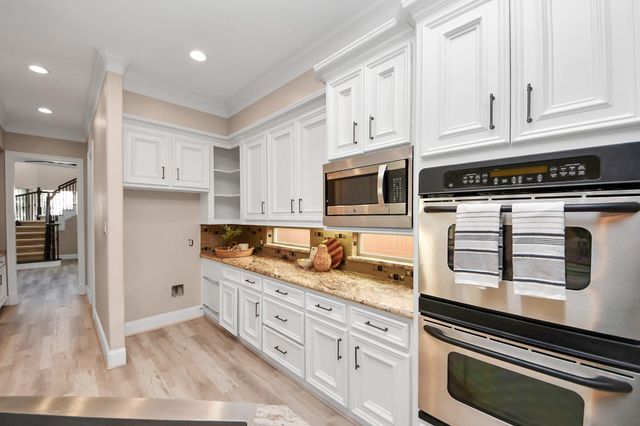 13523 Broadmeadow Lane, Houston, TX 77077