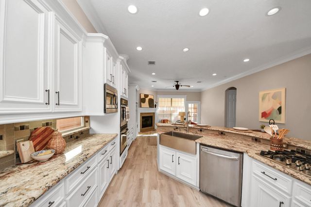 13523 Broadmeadow Lane, Houston, TX 77077