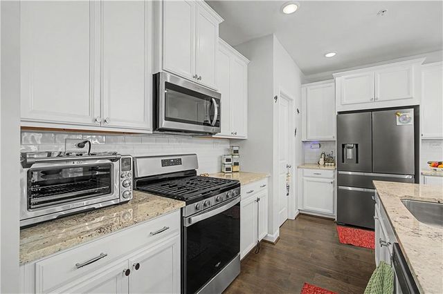 1066 Lawanna Drive, Marietta, GA 30062