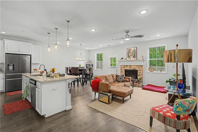 1066 Lawanna Drive, Marietta, GA 30062