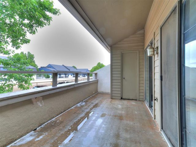 11130 Stratford Drive 414, Oklahoma City, OK 73120