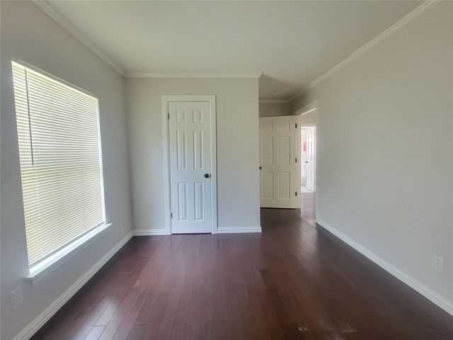 1225 Blalock Avenue, Fort Worth, TX 76115