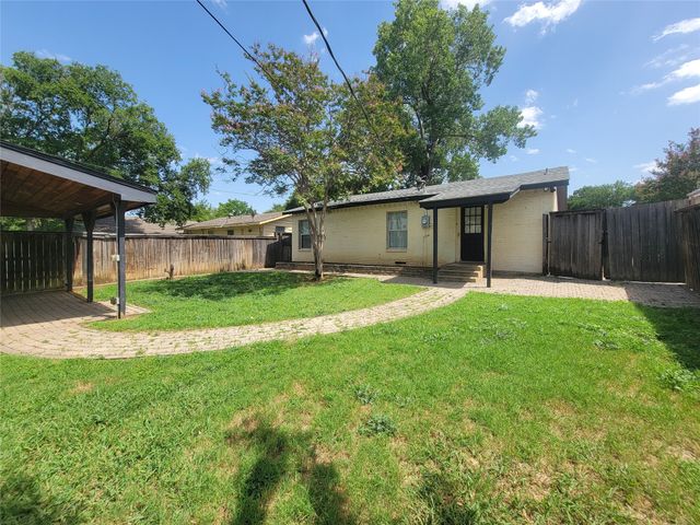 1225 Blalock Avenue, Fort Worth, TX 76115