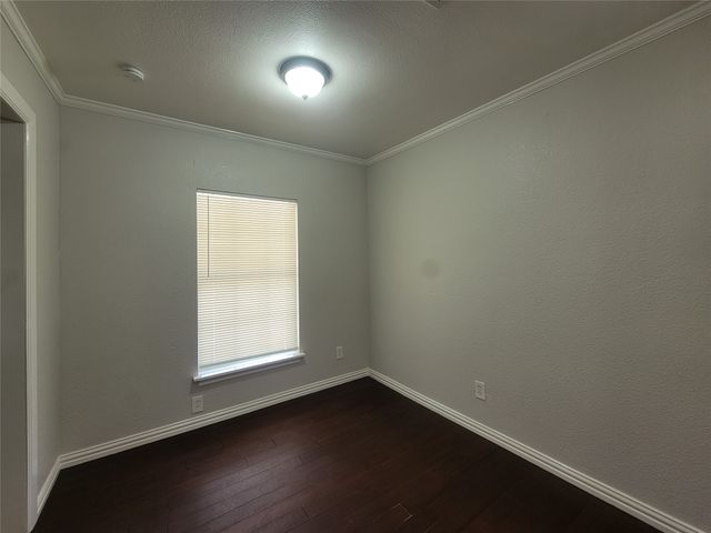 1225 Blalock Avenue, Fort Worth, TX 76115