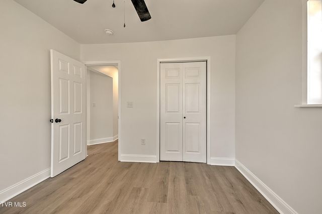 2512 Long Street, Johnson City, TN 37601