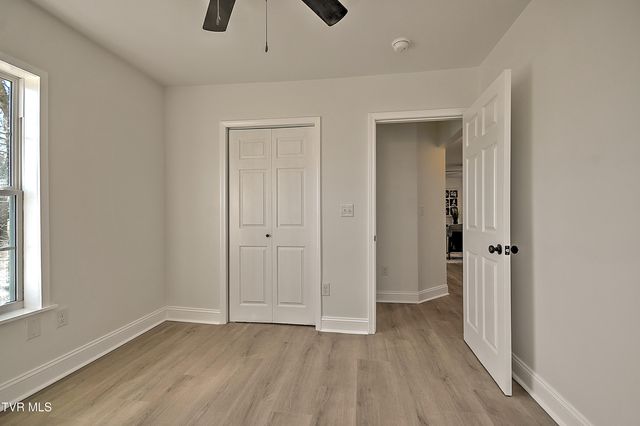 2512 Long Street, Johnson City, TN 37601