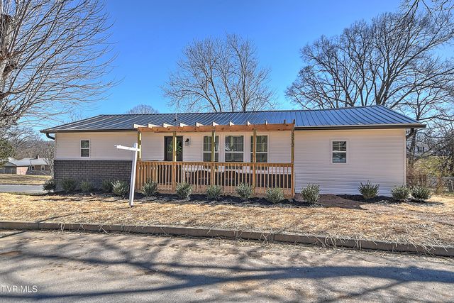 2512 Long Street, Johnson City, TN 37601