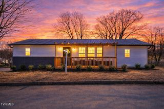 2512 Long Street, Johnson City, TN 37601