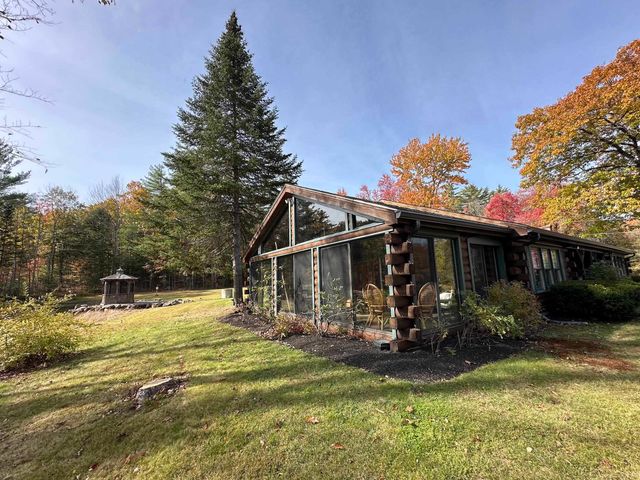 27 Evergreen Valley Road, Milton, NH 03851