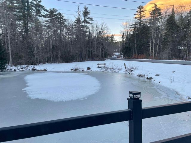 27 Evergreen Valley Road, Milton, NH 03851