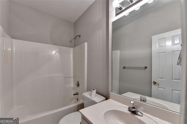 2165 Prickly Pear Walk, Lawrenceville, GA 30043