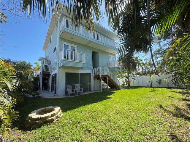 16204 3RD STREET E, Redington Beach, FL 33708