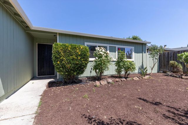 8240 Springdale Court, Gilroy, CA 95020