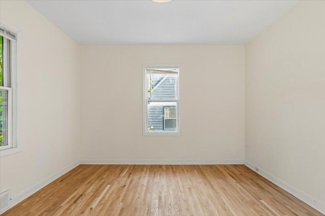 71 Wyoming Street E, Saint Paul, MN 55107