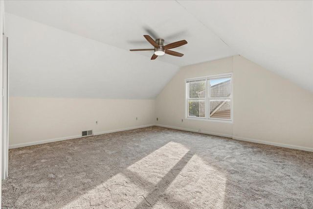 71 Wyoming Street E, Saint Paul, MN 55107