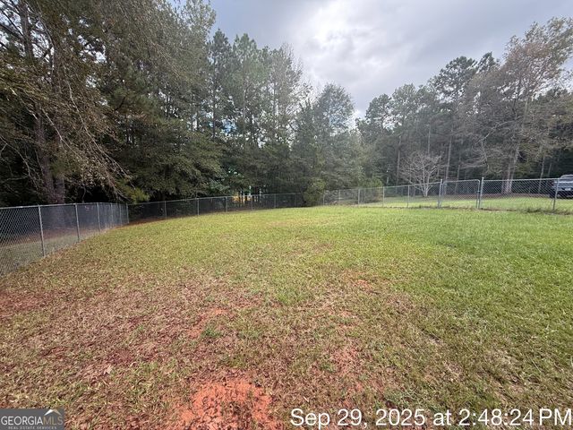 14 Oak Valley Drive, Forsyth, GA 31029