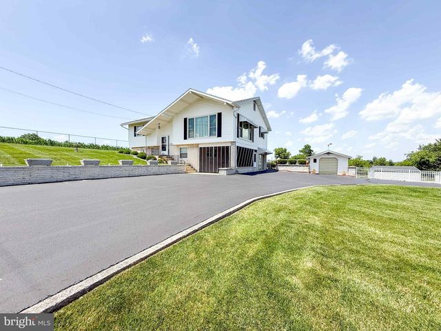 3367 COSEYTOWN ROAD, Greencastle, PA 17225
