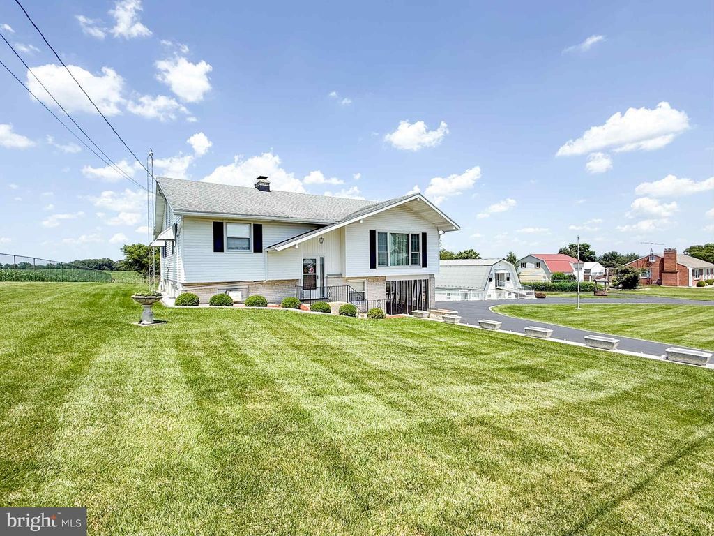 3367 COSEYTOWN ROAD, Greencastle, PA 17225