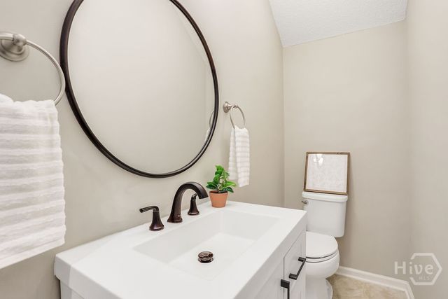 210 Brown Thrush Road, Savannah, GA 31419
