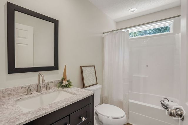 210 Brown Thrush Road, Savannah, GA 31419