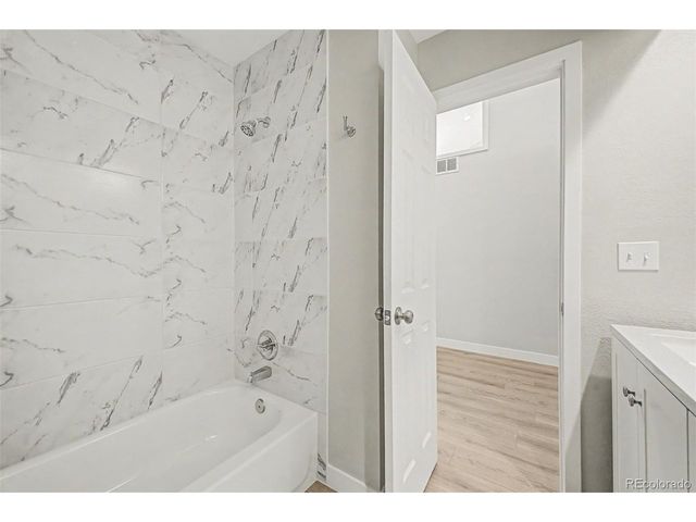9400 E Iliff Ave 414, Denver, CO 80231