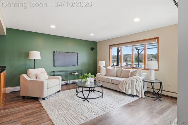 6115 Mabley Hill Road, Tyrone Township, MI 48430