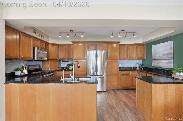 6115 Mabley Hill Road, Tyrone Township, MI 48430