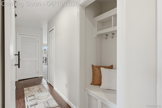 6115 Mabley Hill Road, Tyrone Township, MI 48430