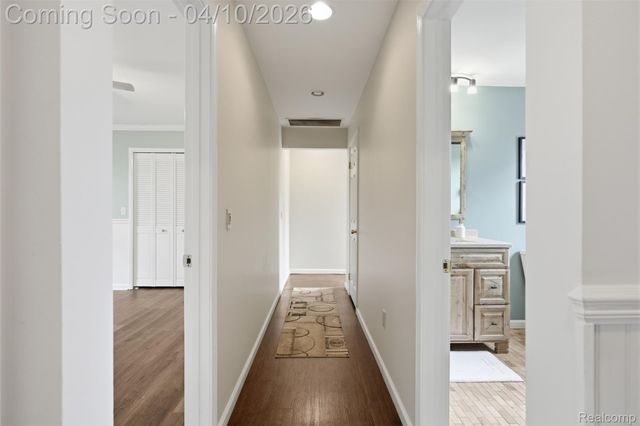 6115 Mabley Hill Road, Tyrone Township, MI 48430