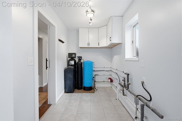 6115 Mabley Hill Road, Tyrone Township, MI 48430