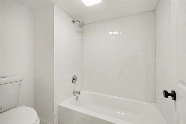 318 E Nichols Street, Spring Hill, KS 66083