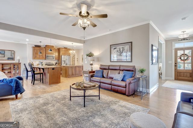 338 Forest Lane, Woodbury, GA 30293