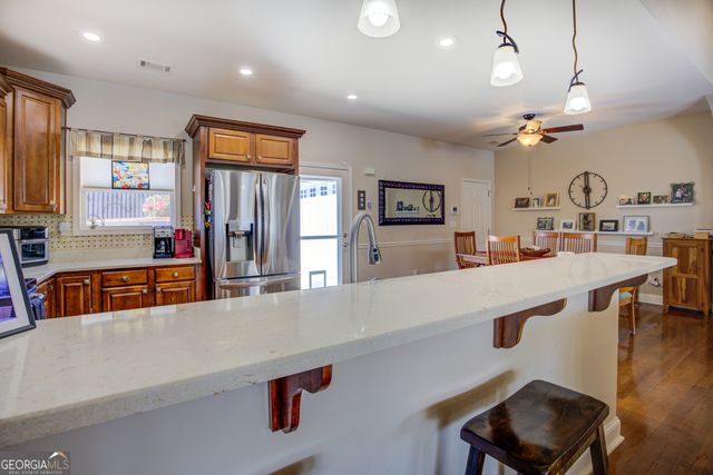 921 Yancey Road, Covington, GA 30014