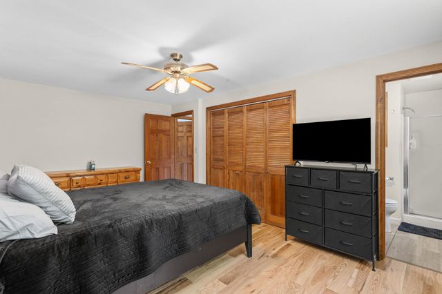 924 River Road, Weare, NH 03281