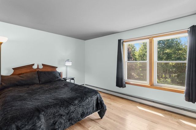 924 River Road, Weare, NH 03281