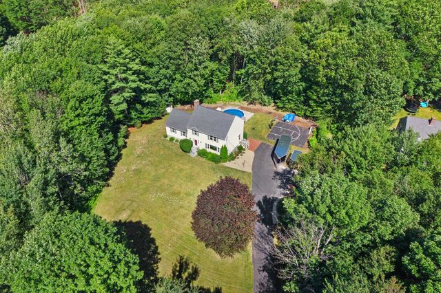 924 River Road, Weare, NH 03281