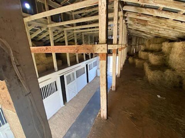 575 Smith Brewer Road, London, KY 40744